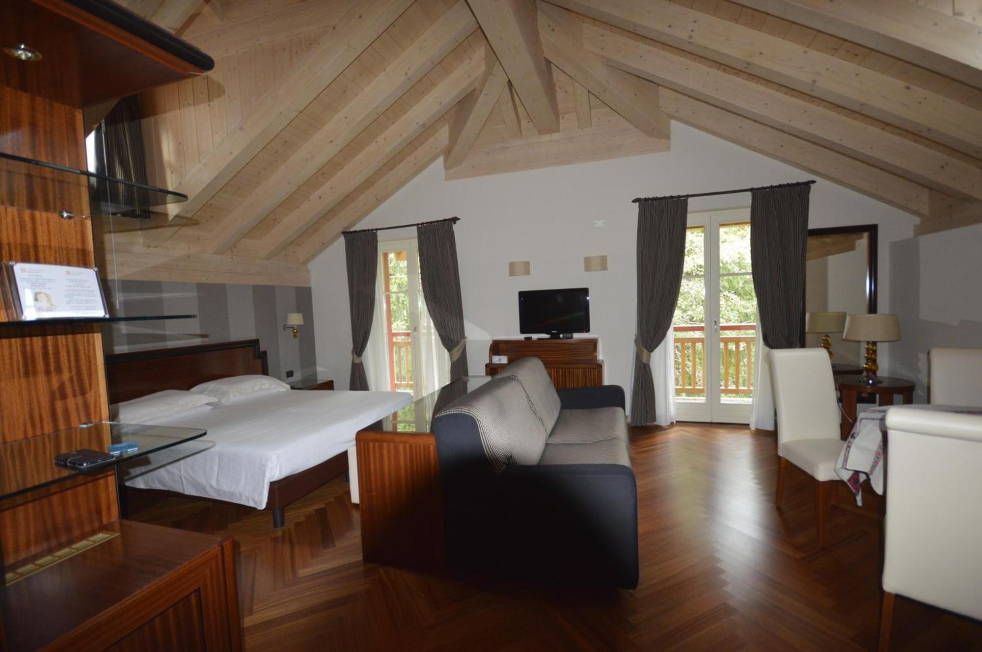 Villa Madonna 4*