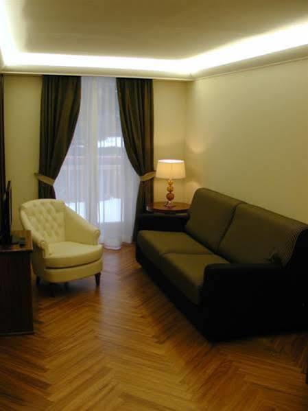 Hotel Villa Madonna Madonna